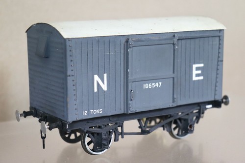 KRATZER BAUSATZ GEBAUT SPUR O NE LNER GRAU GÜTERENTLÜFTUNGSWAGEN WAGEN 186547 ob | Condition: Used
