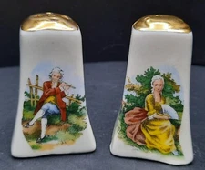 VINTAGE MT VERNON VA SOUVENIR SALT & PEPPER SHAKERS Victorian Man and Woman Mint