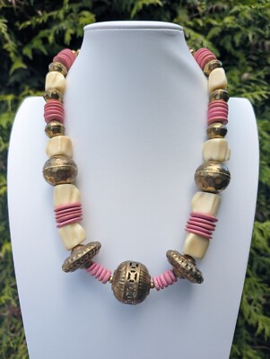 Vintage Hippie Boho Chic Pink Gold Ivory Beads Costume Statement Necklace 