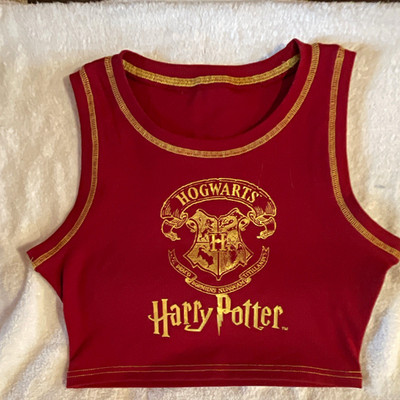 ROMWE Wizarding World Harry Potter Hogwarts Graphic Cropped Tank Top Red/Gold M