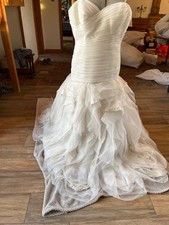 Stunning Ian Stuart Wedding Dress size 18-20