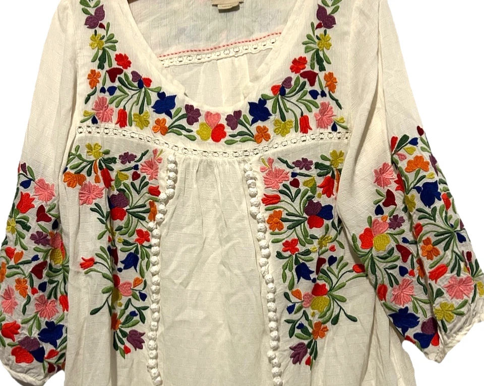 Vanessa Virginia Top 8 Cute Anthropologie Ivory Floral Embroidered Pom Pom Shirt - Image 3 of 4