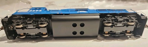 Athearn Roundhouse HO Scale GP40-2 Diesel Conrail #3292 DCC Ready - Picture 6 of 9