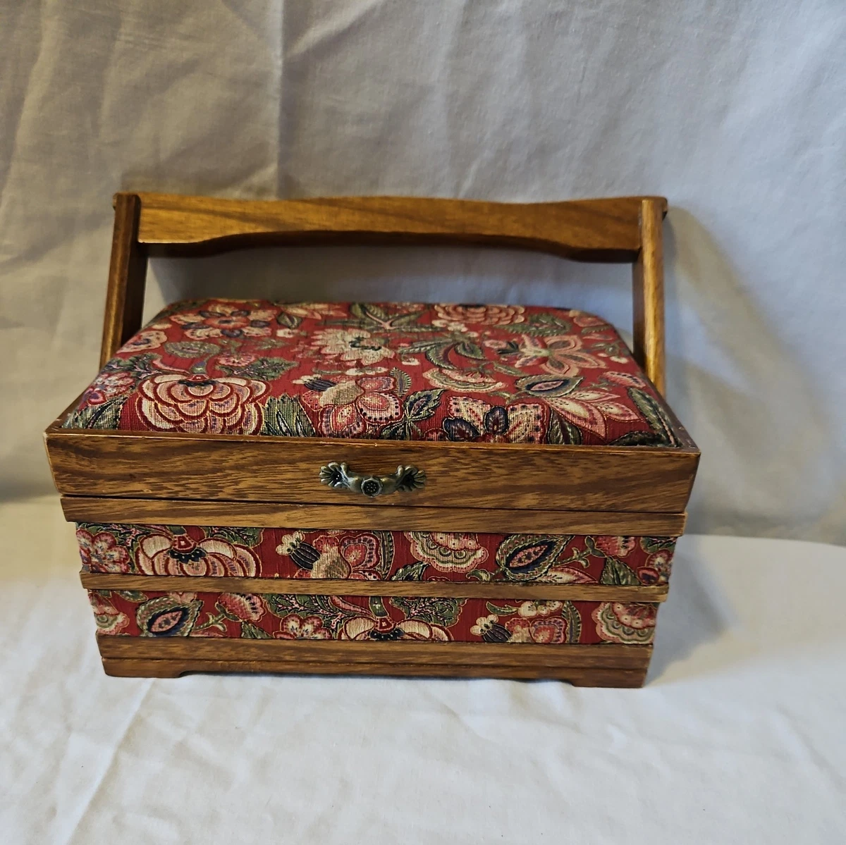 25+ Vintage Original Collectible Sewing Baskets for sale | Updated