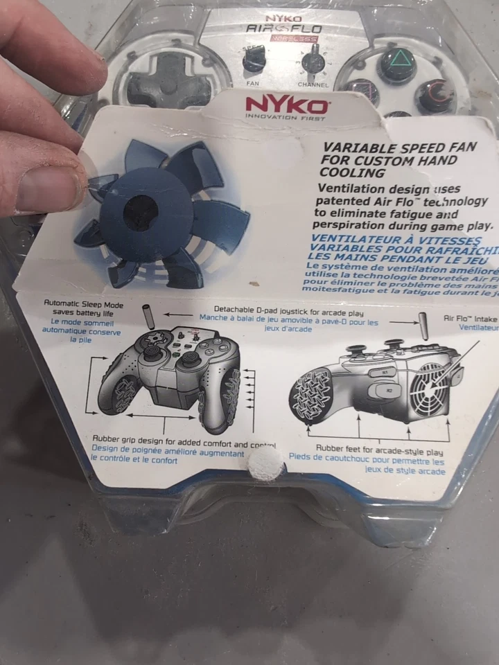 Nyko Air Flo XL Playstation PS2 Controller Grip Fans Blue Wireless  New Old Stoc - Image 3 of 4