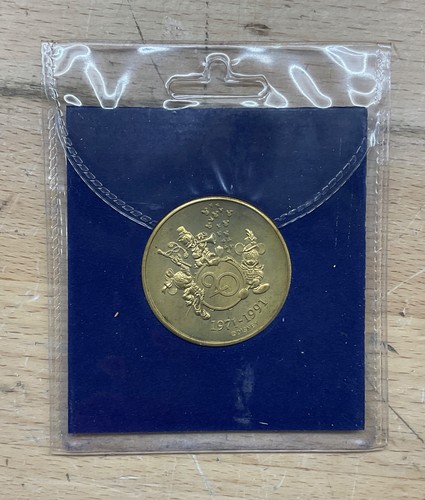 Medalla Conmemorativa Aniversario 20 Años Mágicos Walt Disney World 1991 De Colección - Imagen 4 de 4
