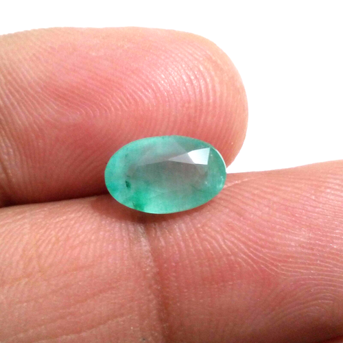 Atractiva piedra preciosa suelta esmeralda colombiana facetada forma ovalada de 2,70 quilates - Imagen 4 de 6