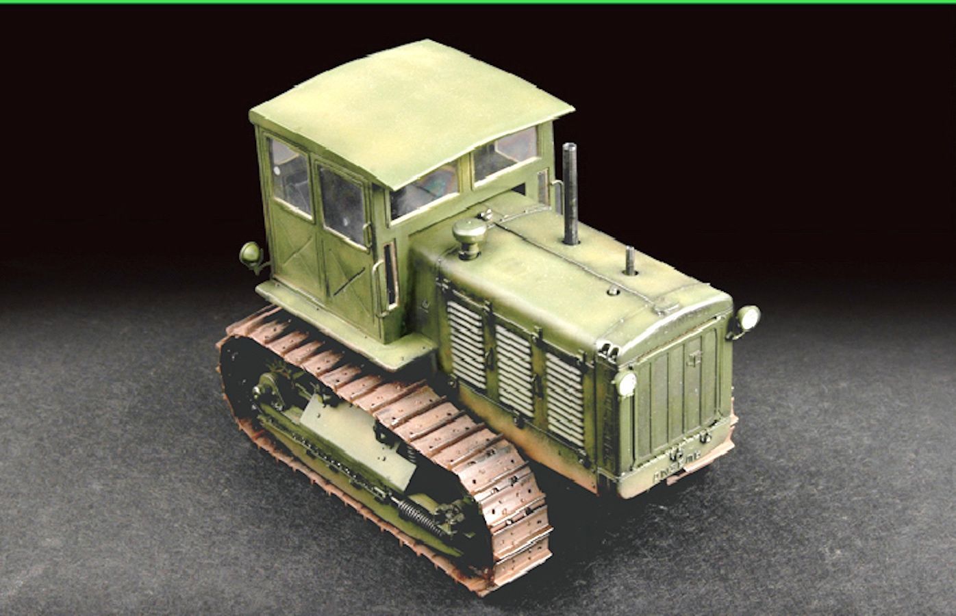 Trumpeter 07111 - 1:72 Russian ChTZ S-65 Tractor with Cab - New