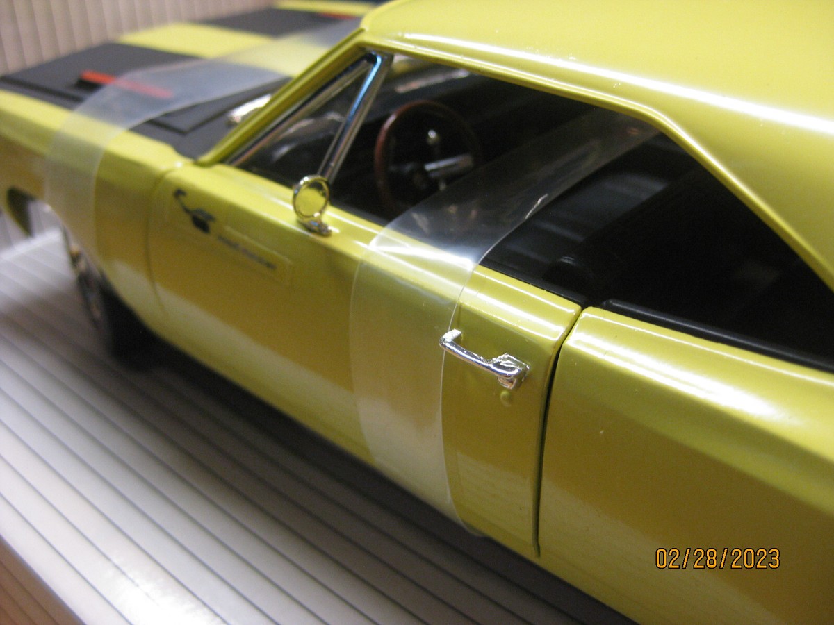 1969 Plymouth Roadrunner 1:18 ダイキャスト 1:18 1969 Plymouth Road Runner -- Seafoam Turquoise Metallic