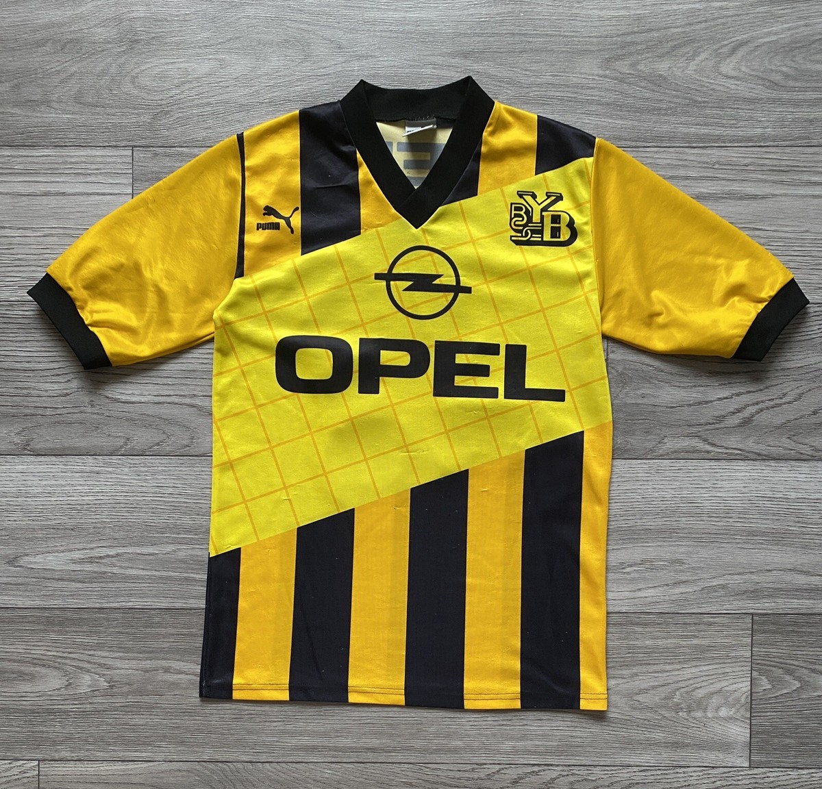 BSC YOUNG BOYS #11 1990 1992 FOOTBALL SHIRT SOCCER JERSEY MATCH