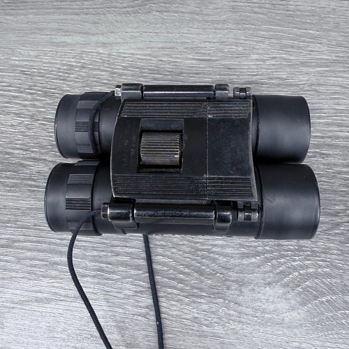 Simmons Compact Binoculars Folding SCL #1159 288 Ft @ 1000 Yards w/ Mesh Bag - Picture 19 of 21