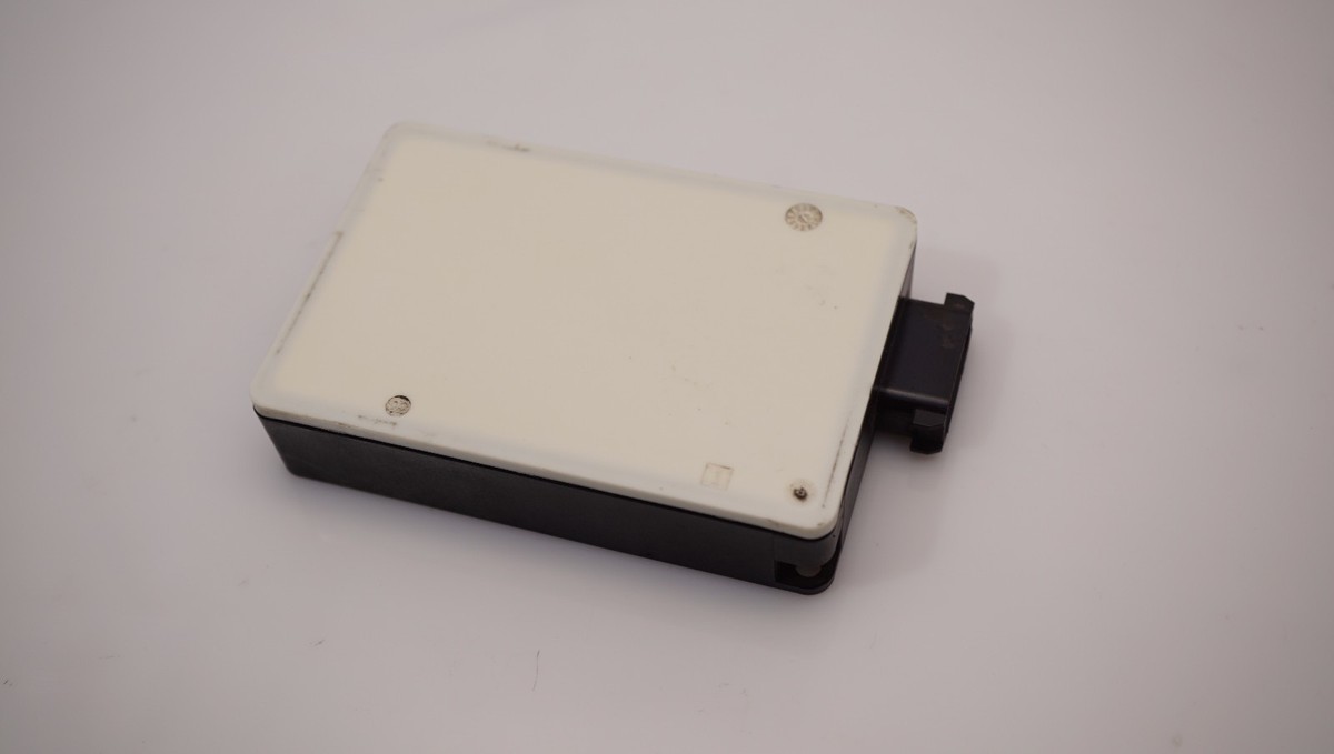 GENUINE MERCEDES STEUERGERÄT FRONT RADAR SENSOR A0009051302
