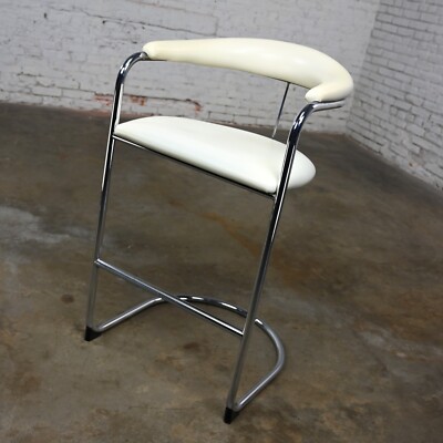 希少 BAUHAUS THONET postmodern ヴィンテージ 入手困難 stoop | Bent Wood Chair No.811 “Prague” by Josef Hoffmann for