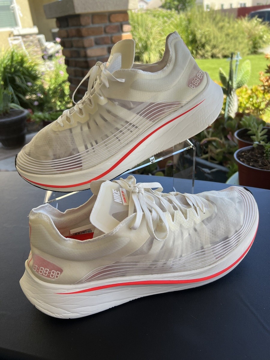 Nike Zoom Fly SP Breaking 2, White/Crimson Size 13, preowned