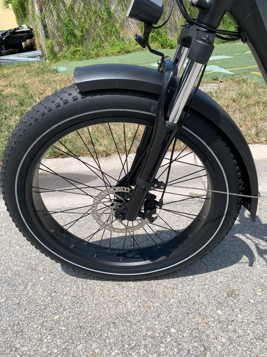 black ebike e bike electric bike 48v Fat Tire RadRover 5 LCD lights fenders
