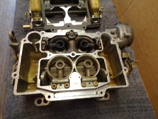 Edelbrock 1406 600CFM electric choke Carburetor