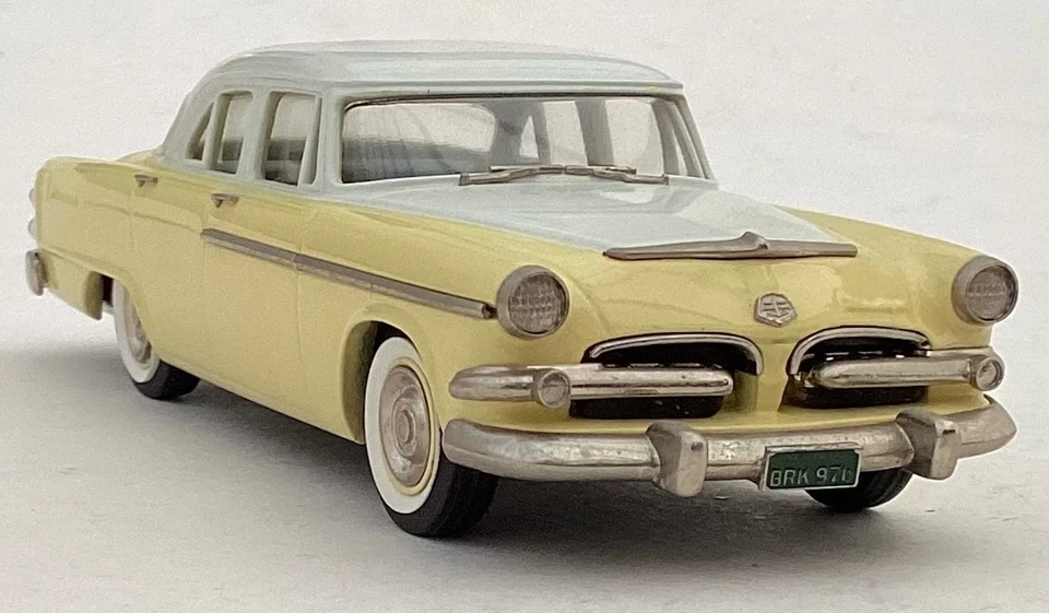 Brooklin Models 1955 Dodge Coronet 4 Door Sedan. Sapphire White/Fantasy Yellow. - Image 2 of 4