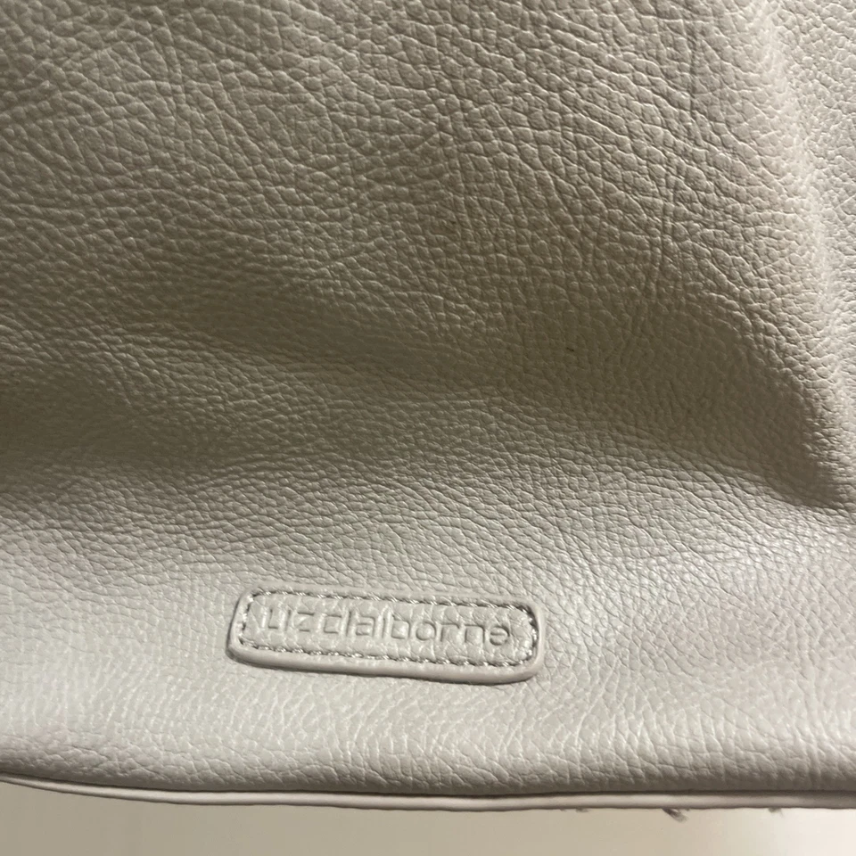 Bolso de Hombro Hobo Liz Claiborne Imitación Cuero Gris Color Pendiente Foto 3 de 4