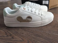 Disney Mickey Mouse Head Gold, Green Court Womens Sneakers Shoes 9 Aldi NIB