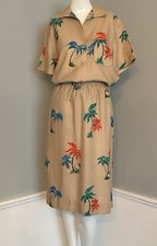Vintage Womens Floral Hawaiian Top Skirt Set USA Button Front Side Slits S/M