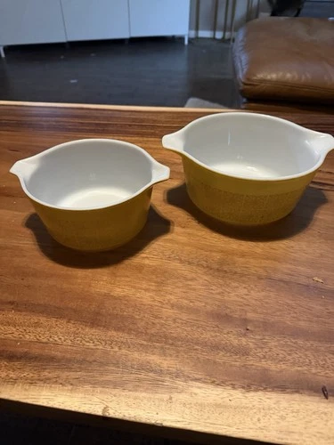 Lot Of 3 Pyrex Rare Vintage Square Flowers Mustard And Round Bowl