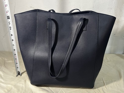 Banana Republic dunkelblau Kunstleder Geldbörse-groß - Bild 3 von 11