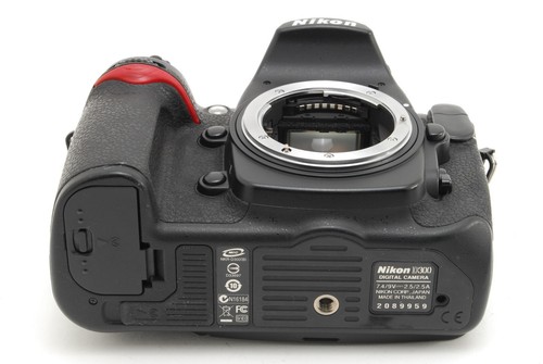 【N MINT+++ S/C 2186】Nikon D300 12.3MP Digital SLR DSLR 18-70mm f/3.5-4.5 G JAPAN - Picture 9 of 12