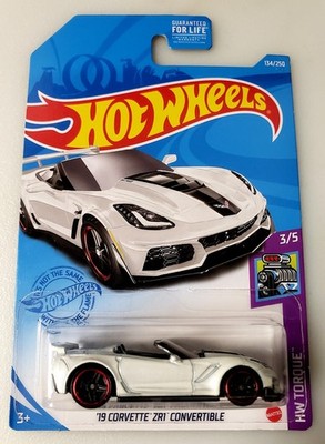 2021 Hot Wheels White '19 Corvette ZR1 Convertible 134/250 HW Torque 3/5