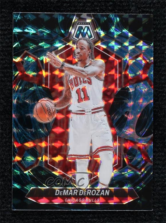 2023-24 Panini Mosaic Genesis Mosaic Prizm DeMar DeRozan #82 7ba