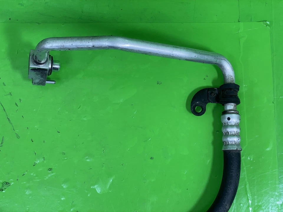 LAND ROVER DEFENDER L663 AIRE ACONDICIONADO TUBO 3.0 DIÉSEL 2020-2025 Foto 2 de 4