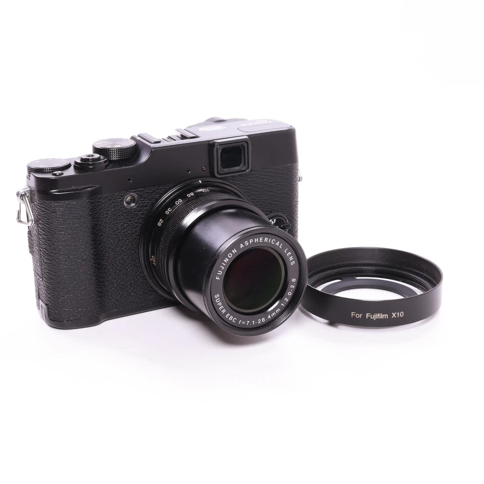 Fujifilm FinePix X10, photo 1 of 5