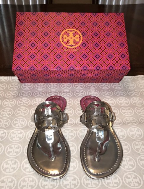 tory burch metallic leather flip flop