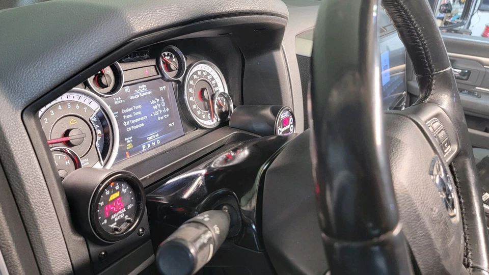 09-23 (Clásica) Ram 1500 - 5500 AEM Serie X Calibre POD. (SOLO POD) 52mm Foto 4 de 4