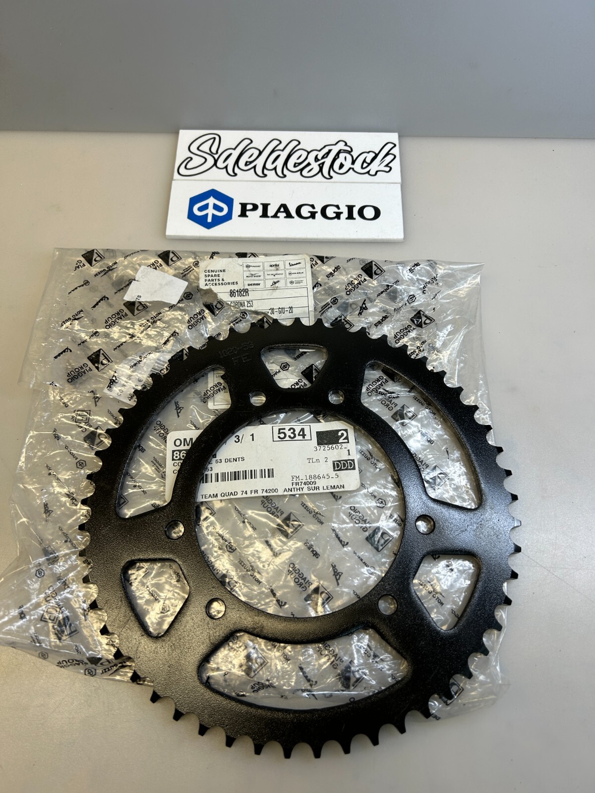 Couronne 53 dents anti-déraillement pour Derbi Senda et SM 50cc
