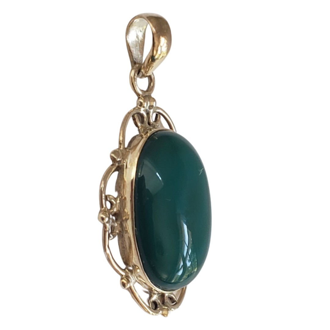 Translucent Oval Green Agate Gemstone Cabachon St… - image 3