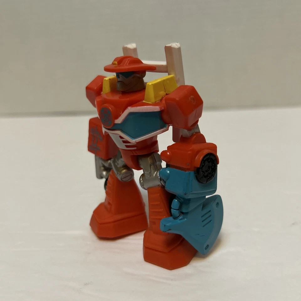 Playskool Heroes Transformers Rescue Bots Heatwave the Fire-Bot Figure 2015 - Image 2 of 4