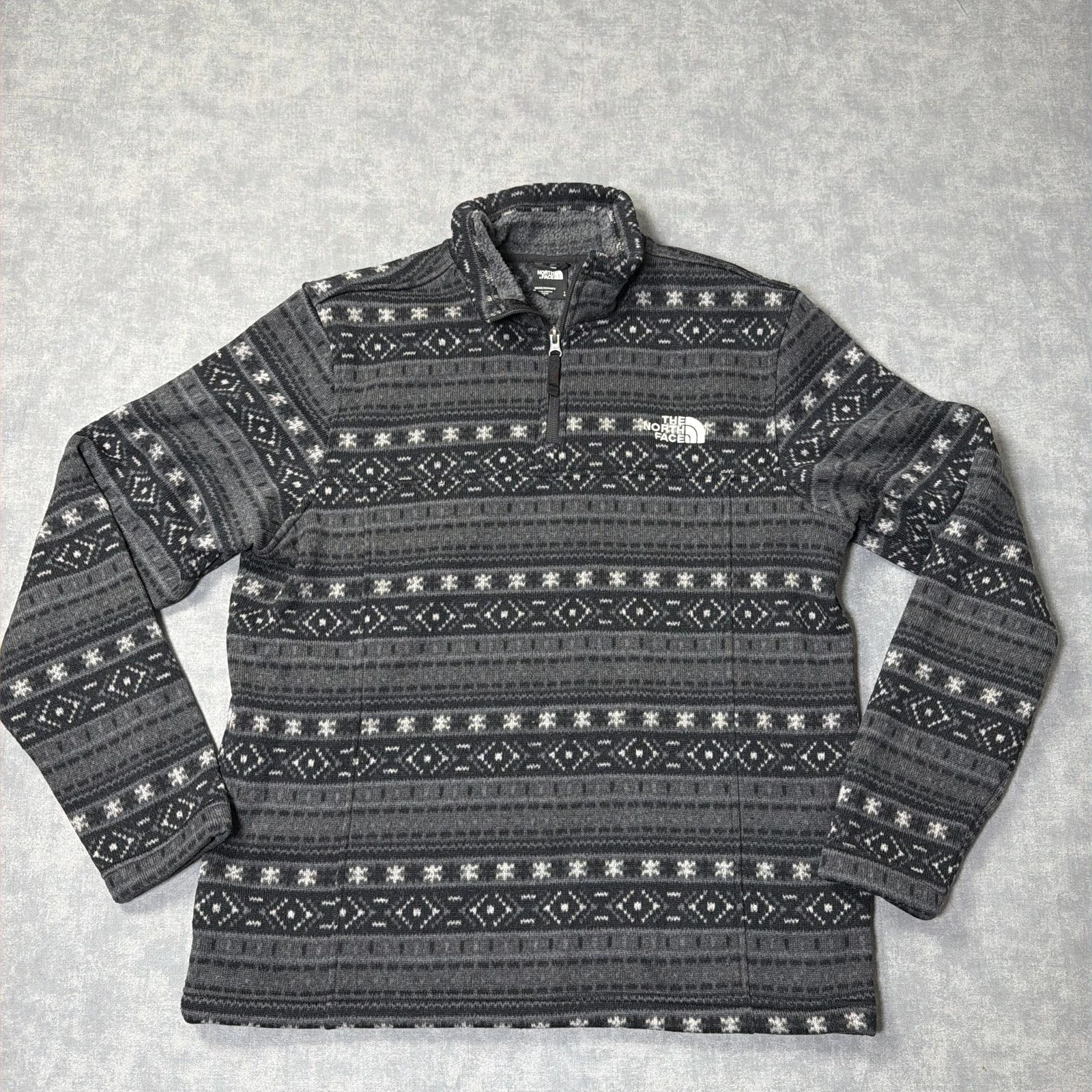 The North Face Pullover Mens Large Gray Fleece 1/4 Zip Fair Isle Long Sleeve Top
Opens in a new wind
