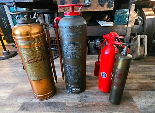 Vintage Fire Extinguishers Lot of 4 - Picture 10 of 10