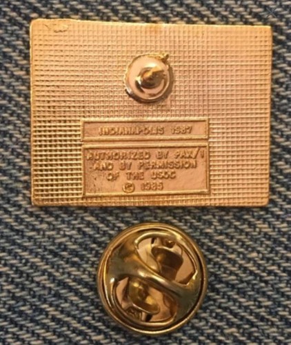 Alfiler de solapa automotriz Oldsmobile ~ Patrocinador ~ Décimos Juegos Panamericanos 1987 ~ Indianápolis ~ Coche - Imagen 2 de 2