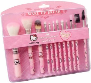Amazon Com Cute Hello Kitty 7pcs Makeup Brush Set Foundation