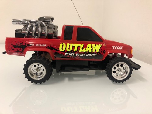 Camion pickup radiocomandato Tyco Outlaw Bandit 1992 vintage con motore Power Boost. TESTATO - Foto 9 di 13