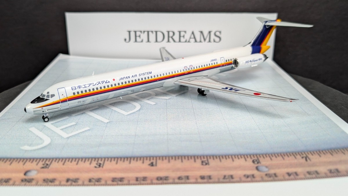 JC wings 1/200 JAS MD-81 JA8461です。 1/200 JAS JAPAN AIR SYSTEM MCDONNELL MD-81 1980'S COLORS