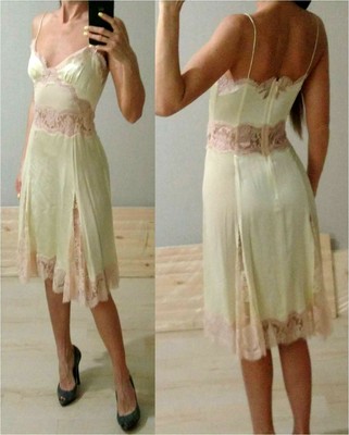 dolce and gabbana lace dress