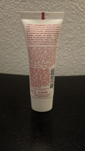 Limpiador en espuma suave Clarins 2 piezas con semilla de algodón 1,4 OZ - Imagen 3 de 3