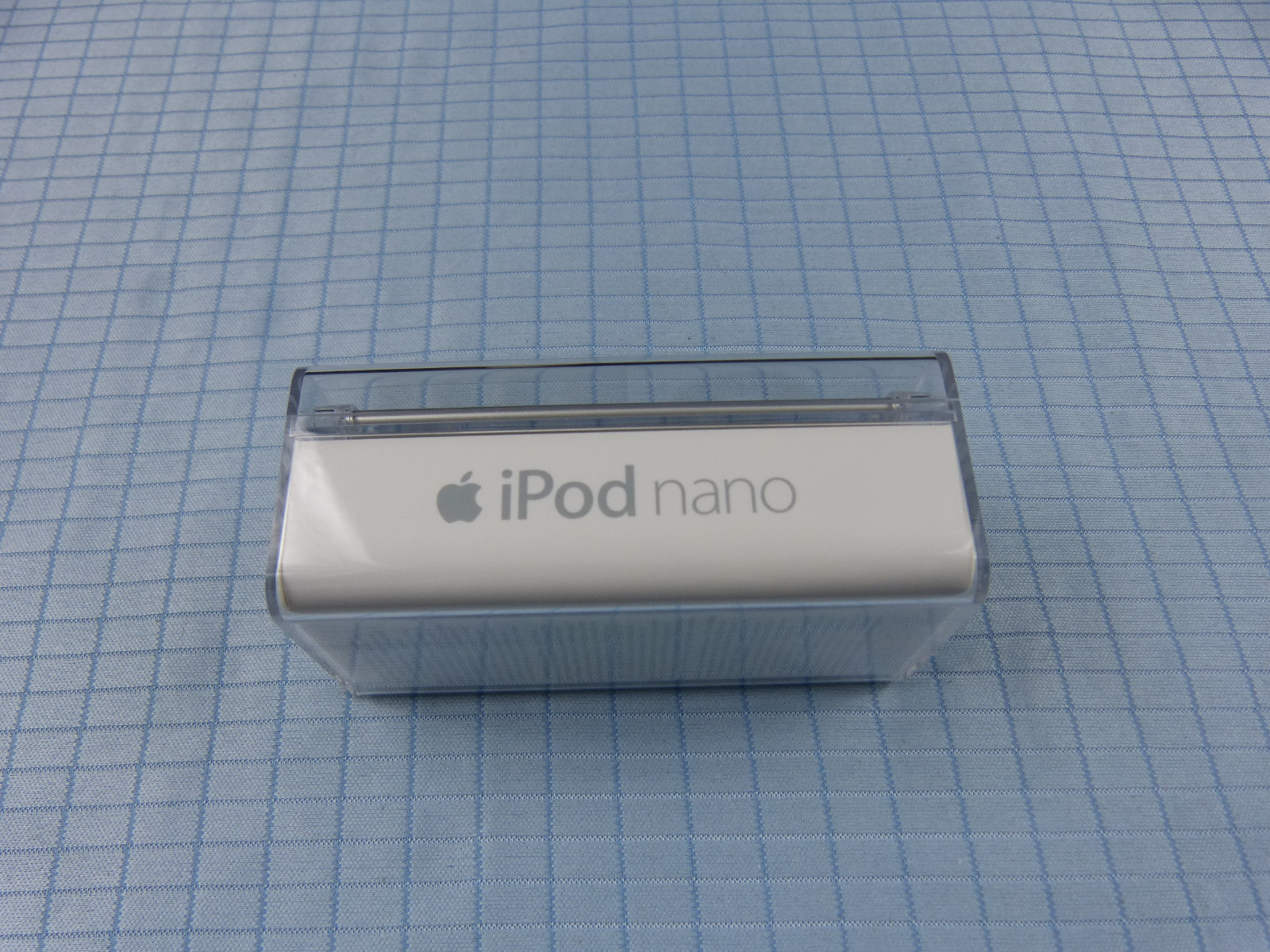 Apple iPod nano 4.Generation 8GB Silber Neu OVP Versiegelt Selten RAR