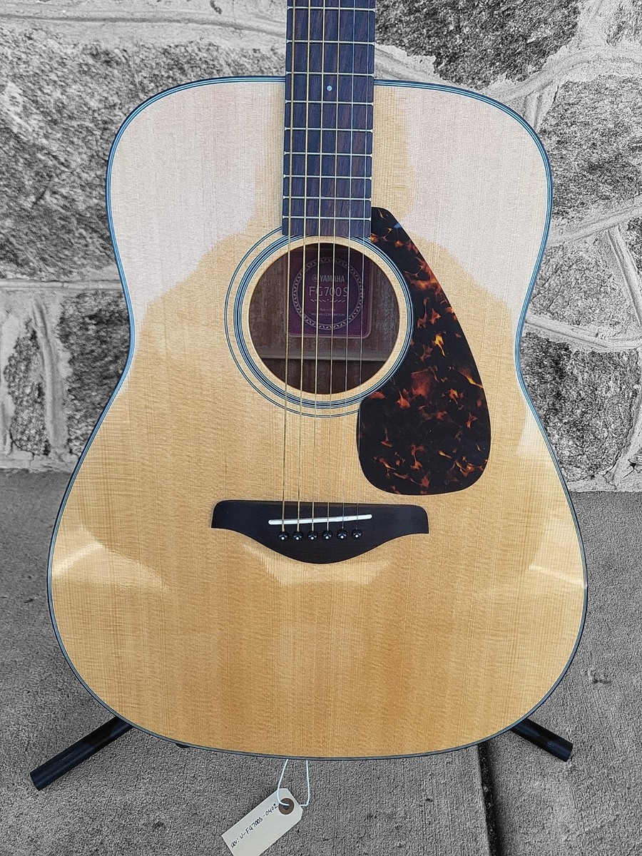Yamaha FG700S Solid Top Acoustic Guitar | eBay