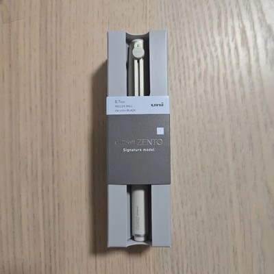 Mitsubishi Uni-ball ZENTO Signature Model 0.7mm Ballpoint Pen Champagne Gold