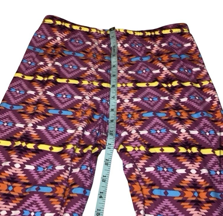 Leggings Women Aztec Design Multi-color Stretchy Soft Fit One Size New no Tag - Image 4 of 4