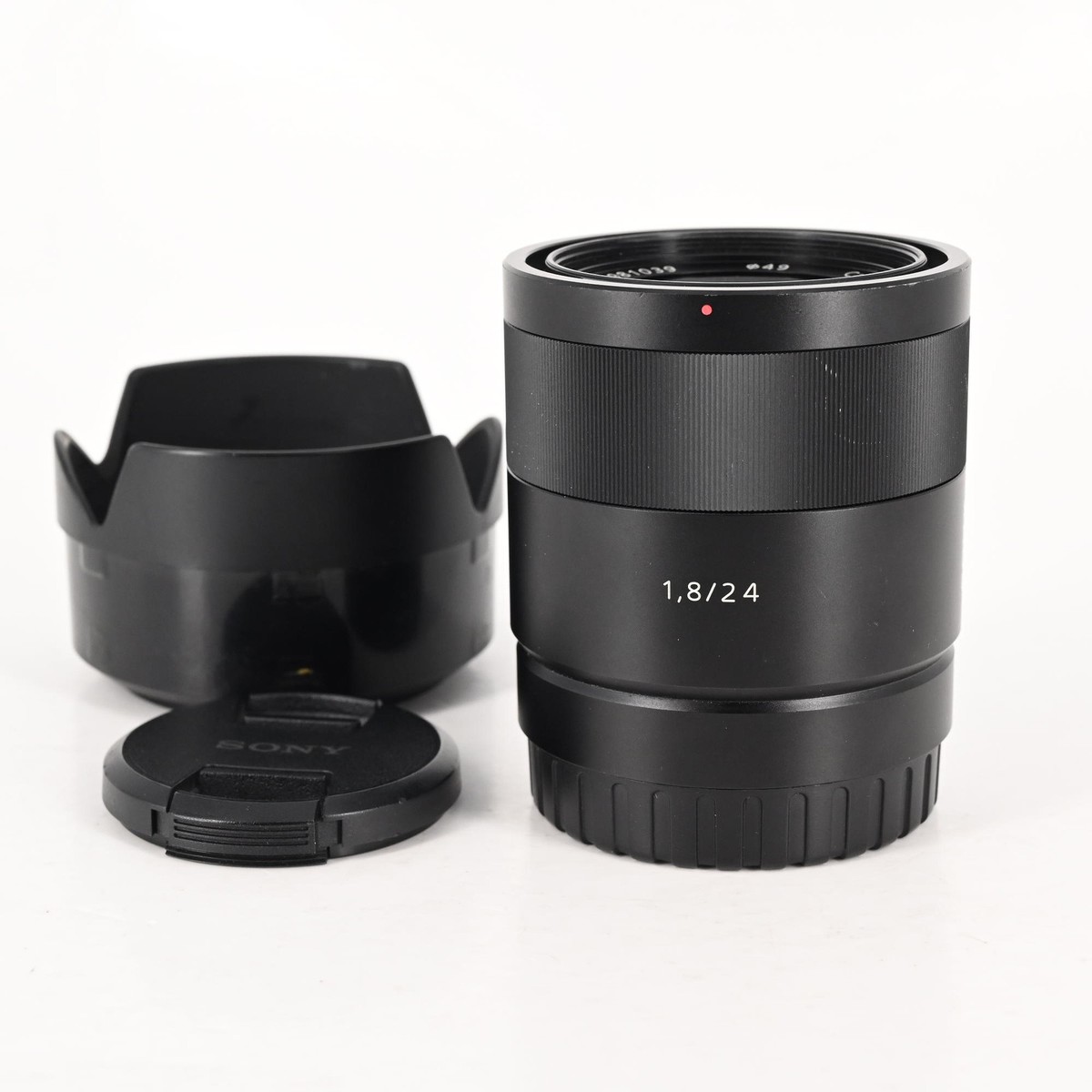 【美品】Sonnar T＊ E 24mm F1.8 ZA SEL24F18Z Zeiss 24mm F/1.8 Sonnar T* Lens Overview - YouTube