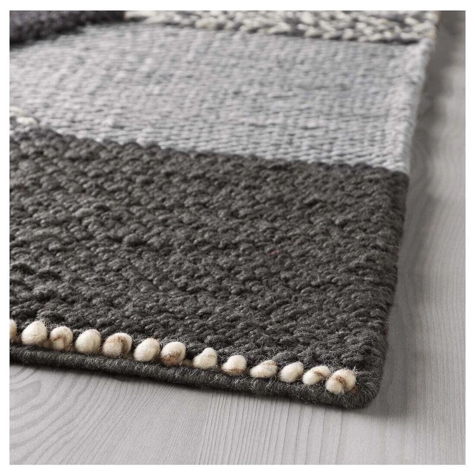 Alfombra de lana moderna geométrica tejida a mano Foto 2 de 4